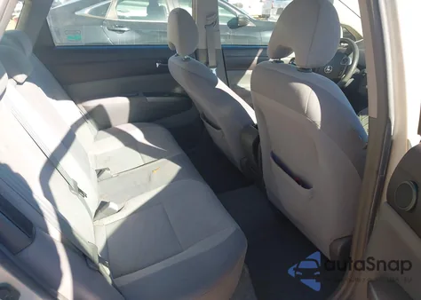 2005 Toyota Prius from USA, damaged, VIN JTDKB20U953068417